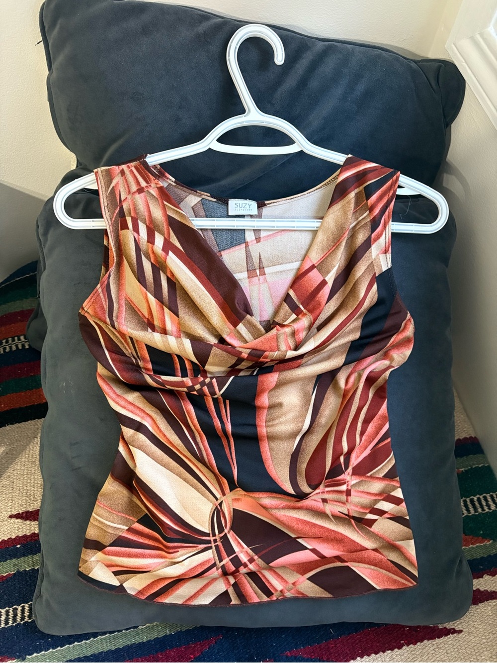 Suzy Shier cowl neck sleeveless top abstract pattern
